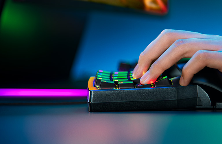Купить Razer Tartarus Pro черный [RZ07-03110100-R3M1] в интернет