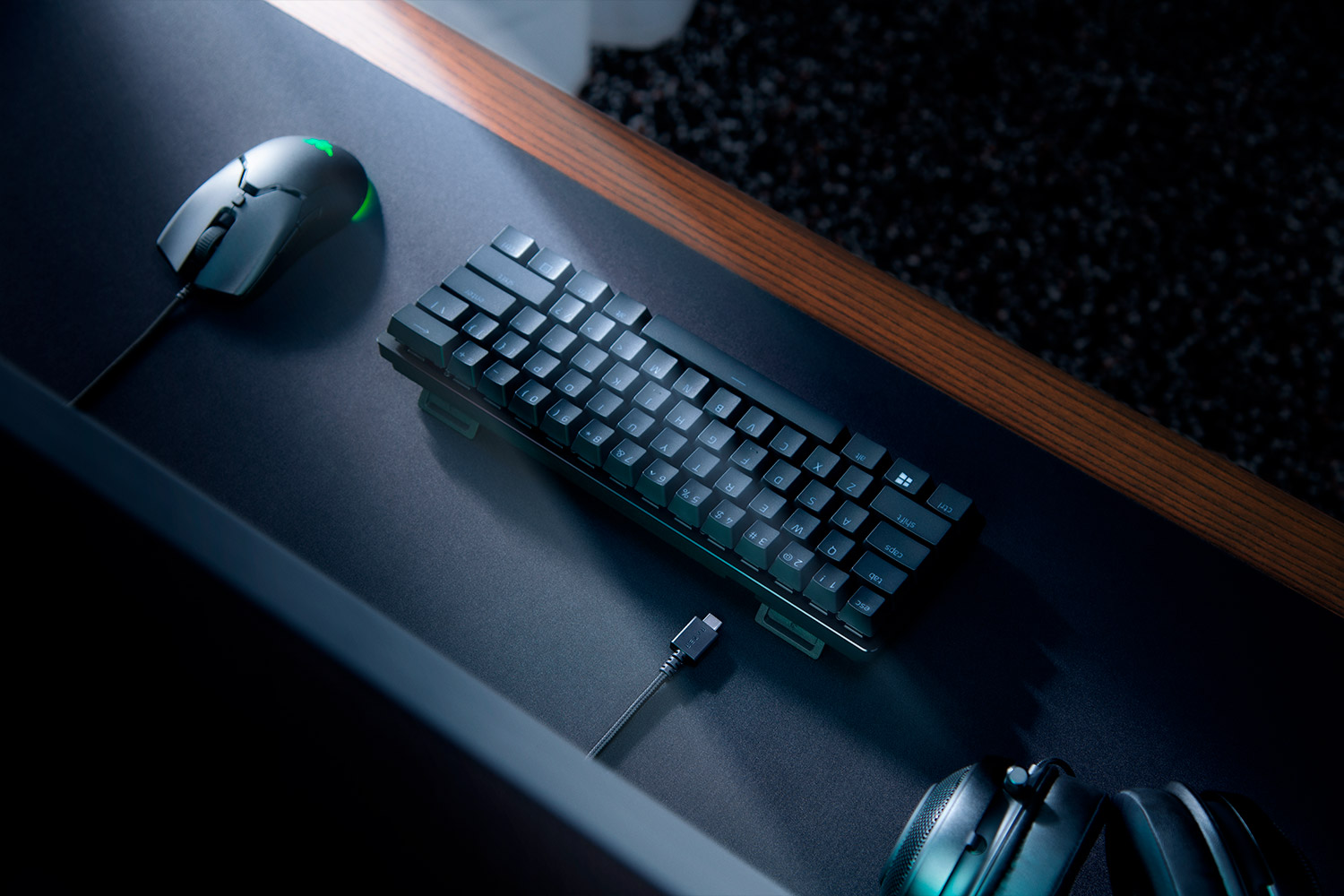 Купить Razer Huntsman Mini Purple Clicky Optical Switch черный