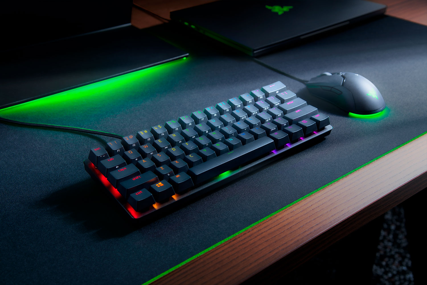 マウス・トラックボール Razer HUNTSMAN MINI Купить Razer Huntsman Mini Purple Clicky Optical Switch черный