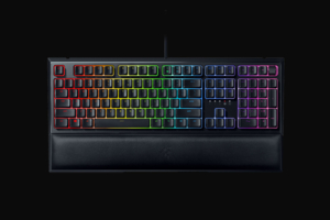 Игровая клавиатура с гибридными механико-мембранными переключателями Razer и rgb подсветкой
