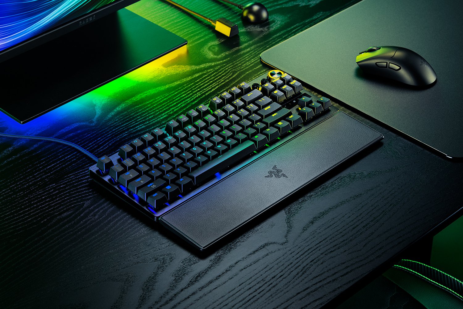 Razer Huntsman V3 Pro TKL 8KHz — Купить аналоговую игровую