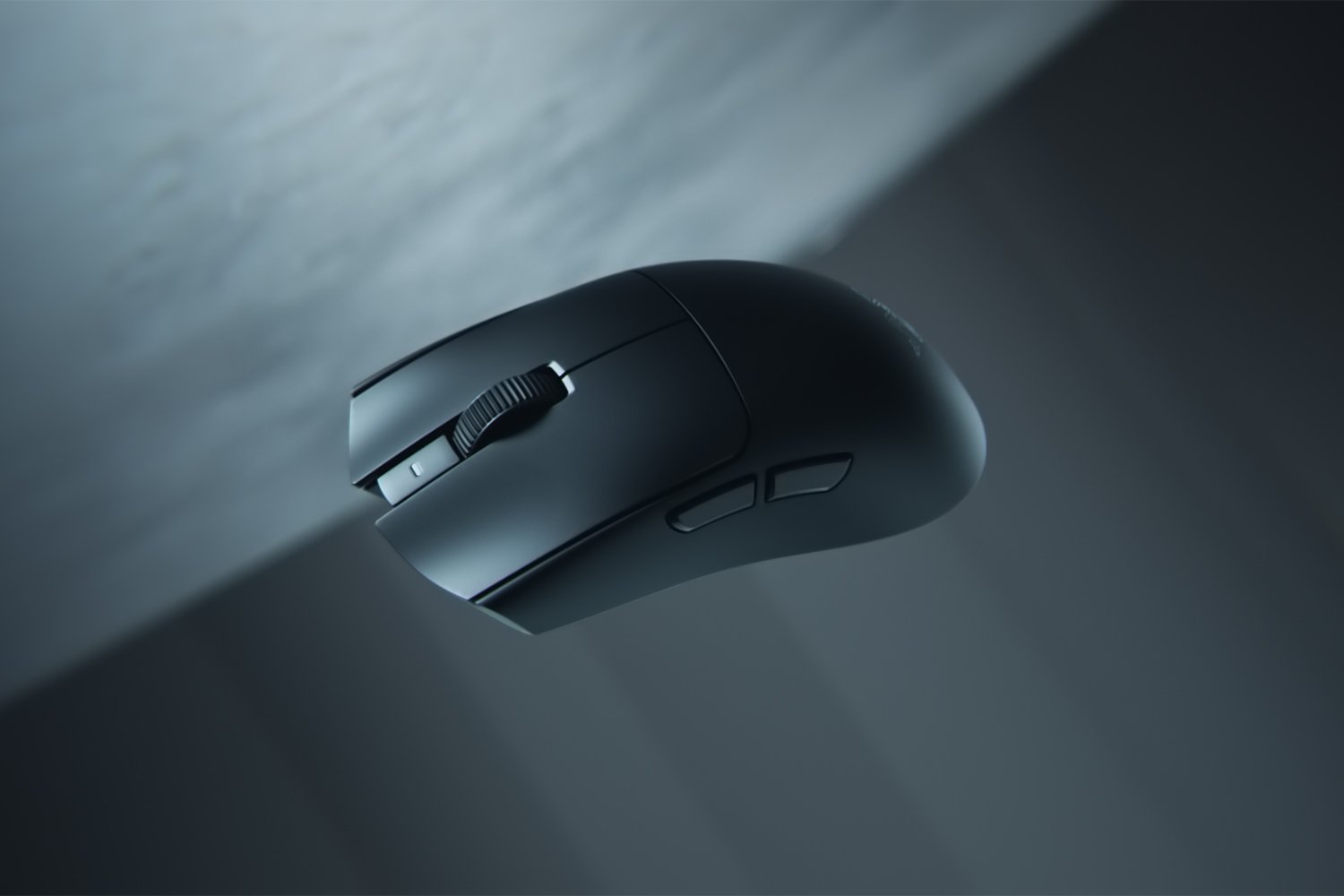 Купить Razer Viper V4 Pro черный [RZ01-05630100-R3G1] в интернет