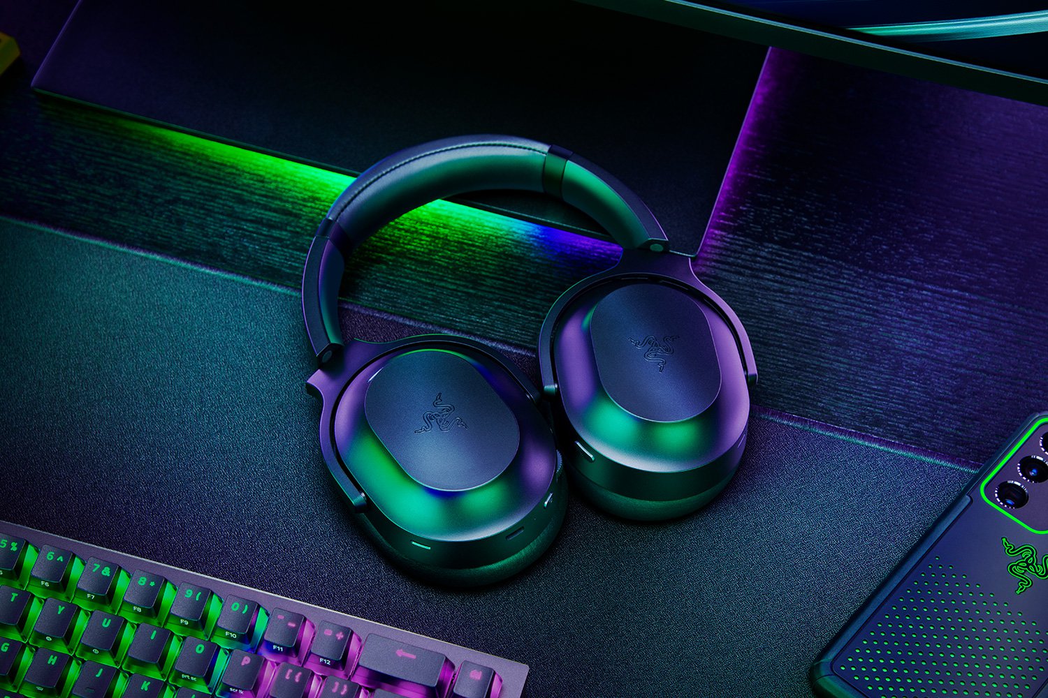 Razer - [新品未開封] Razer Barracuda Pro Наушники Razer Barracuda Pro (RZ04-03780100-R3M1) купить в