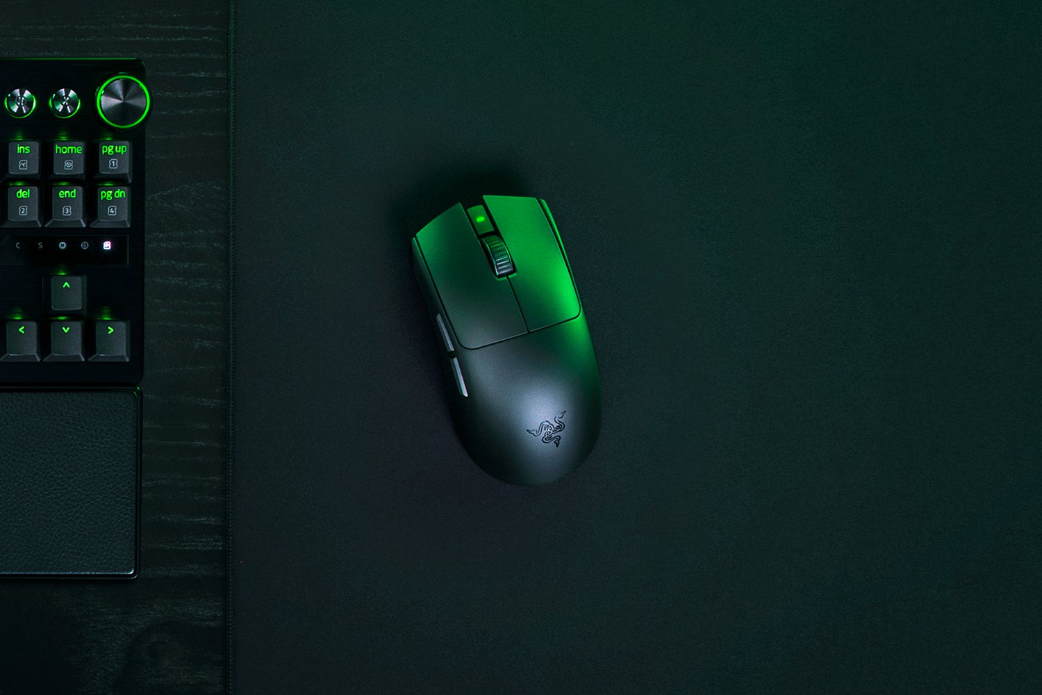 Купить Razer Viper V4 Pro черный [RZ01-05630100-R3G1] в интернет
