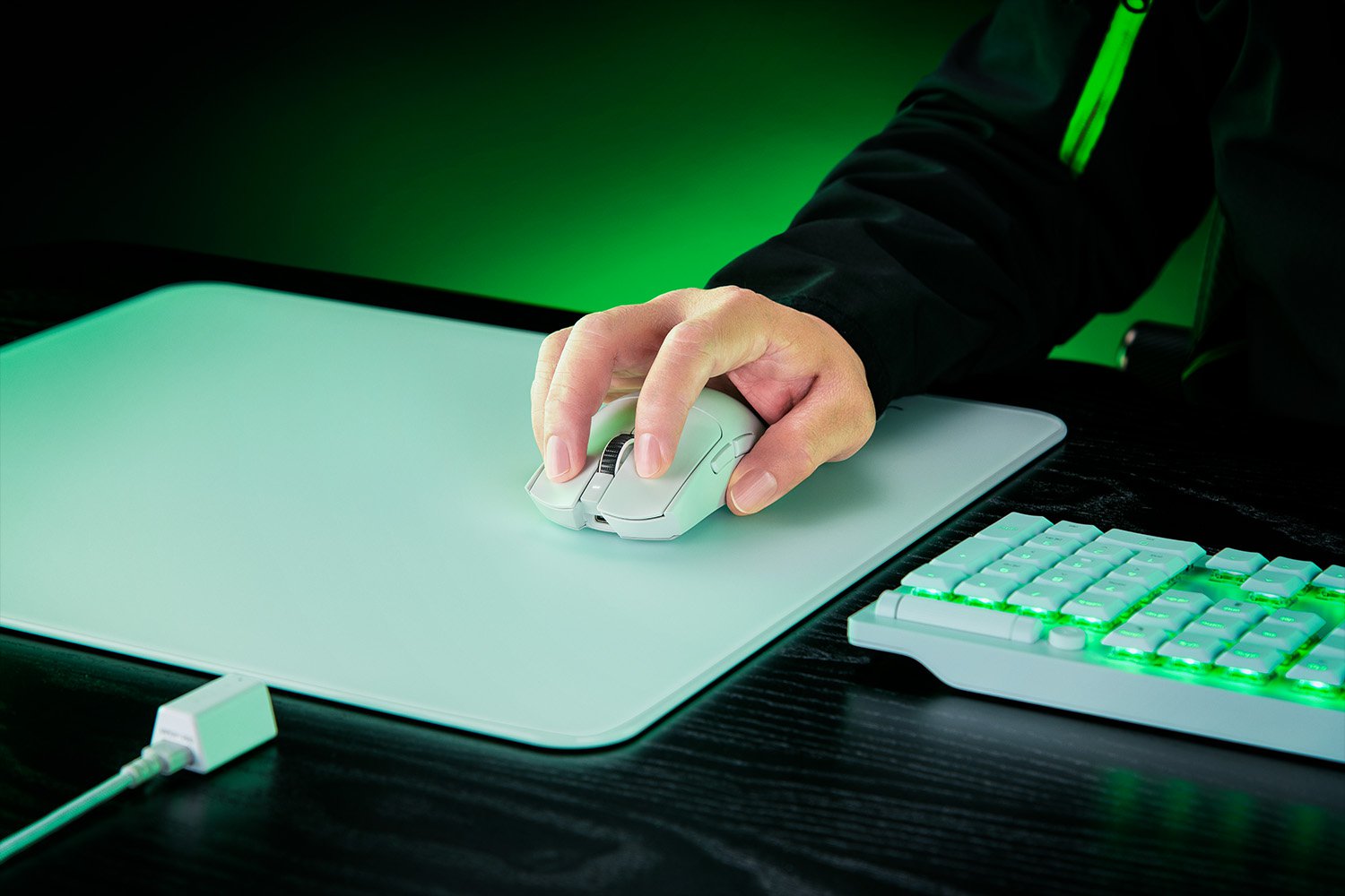 Купить Razer Viper V3 Pro белый [RZ01-05120200-R3G1] в интернет