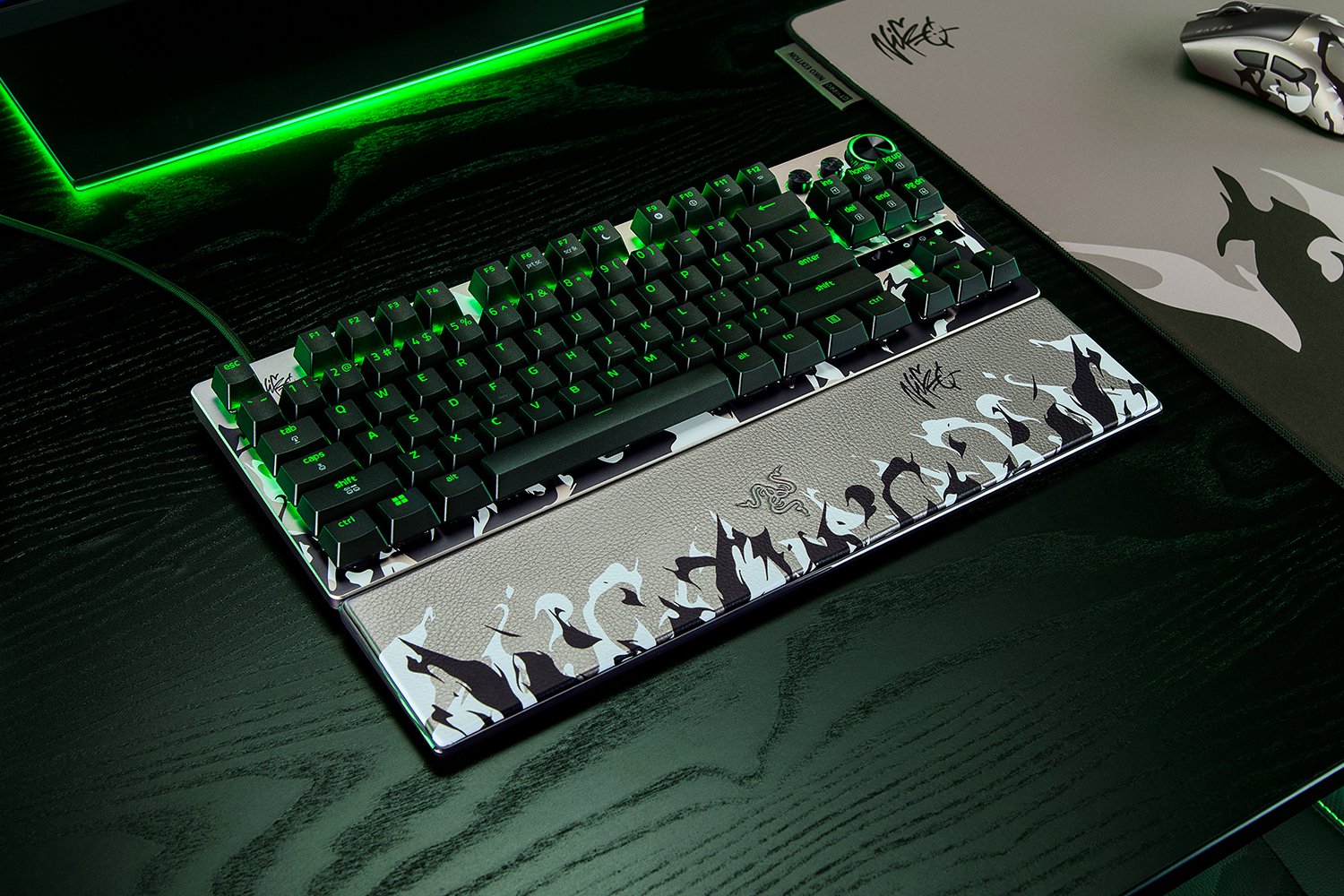 Купить Razer Huntsman V3 Pro TKL 8KHz NiKo Edition [RZ03-05521500