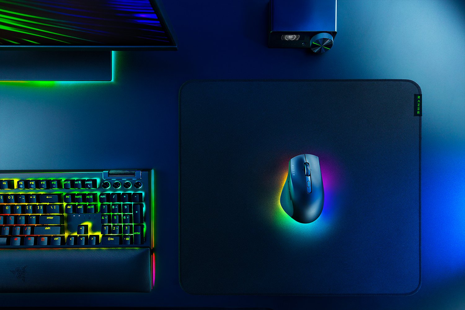 Razer Pro Click V2 с 14-зонной полноценной RGB-подсветкой основания