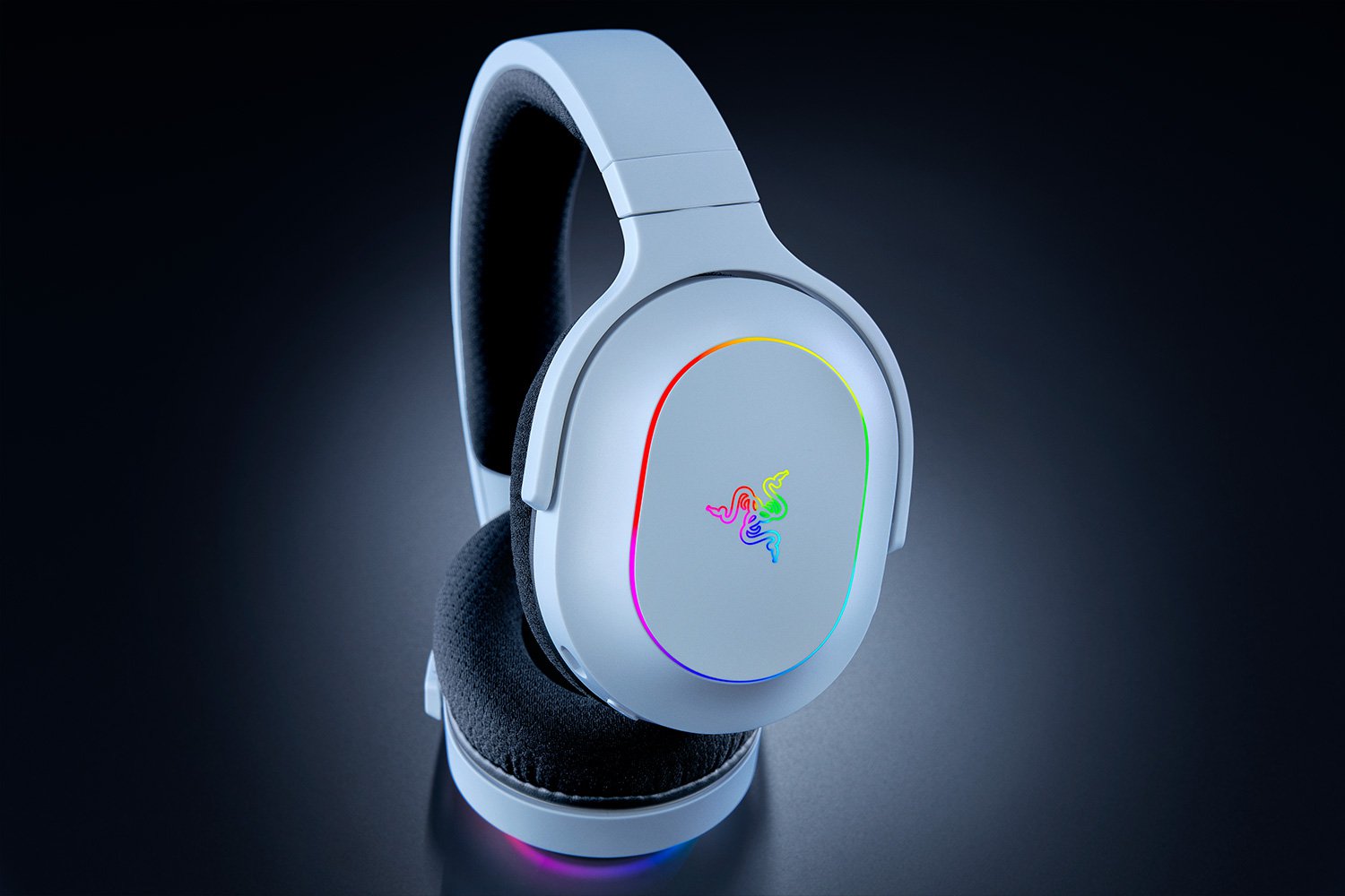 Razer BARRACUDA X CHROMA ホワイトエディション Купить Razer Barracuda X Chroma белый [RZ04-05220200-R3M1] в